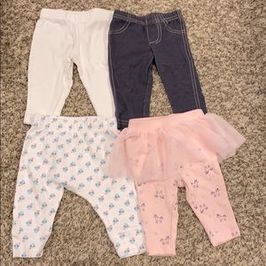 Carter baby girl bundle of pants, size 3 months
